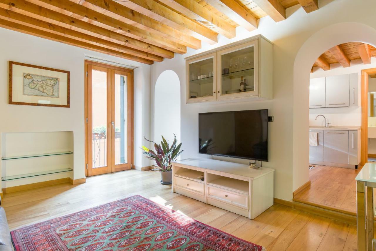 Downtown Apartment Verona Luaran gambar