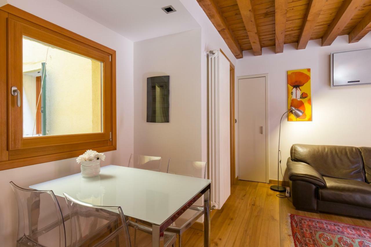 Downtown Apartment Verona Luaran gambar